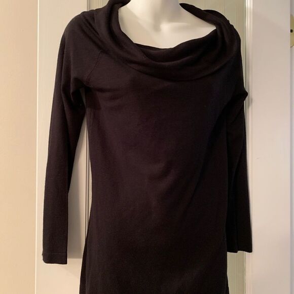 Ann  Taylor Top - Picture 2 of 5